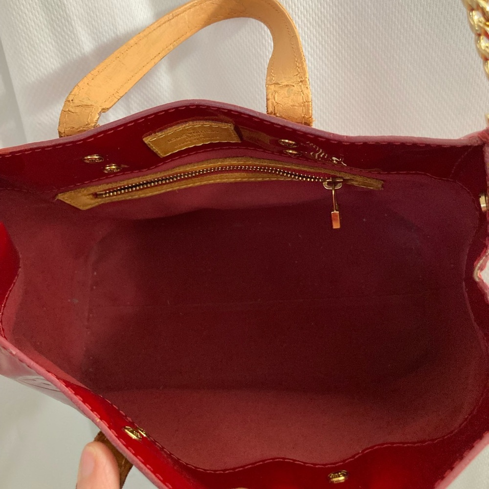 Authentic Louis Vuitton monogram Vernis PM Reade small tote. Cute! - Picture 5 of 16